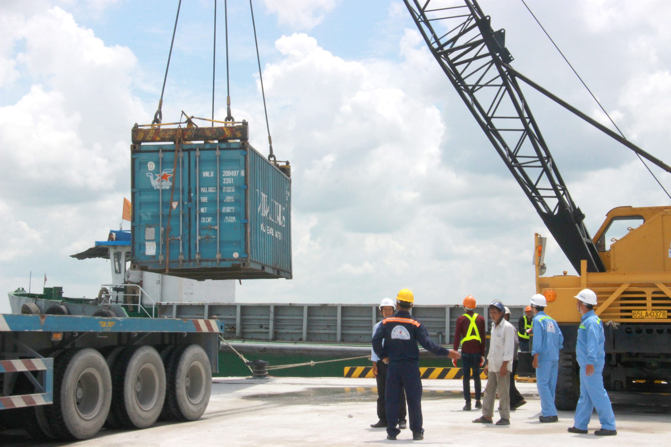 NĂM 2022 GDP CẢ NƯỚC LẬP KỶ LỤC TRONG 10 NĂM QUA. GRDP TỈNH HẬU GIANG XẾP THỨ 4 CẢ NƯỚC VÀ DẪN ĐẦU ĐBSCL