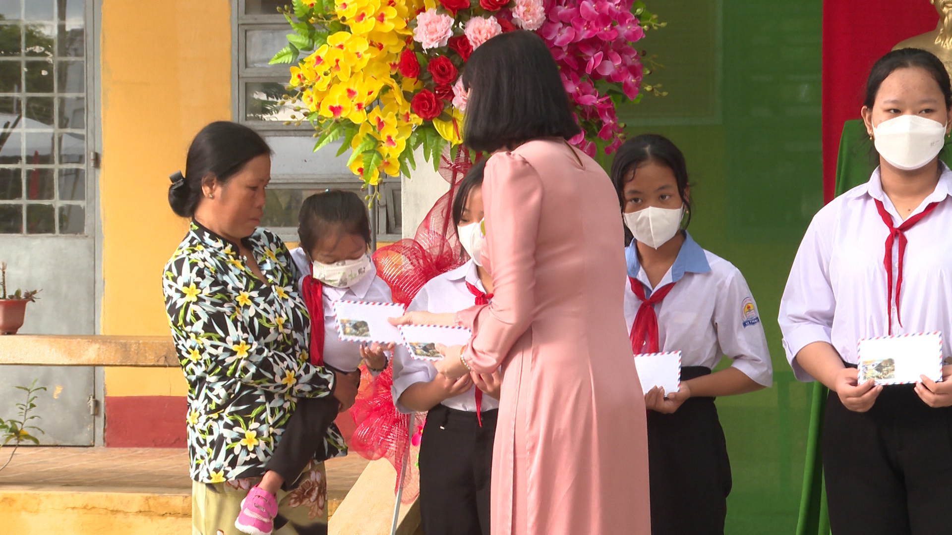 hình ảnh ấn tượng mùa tựu trường
