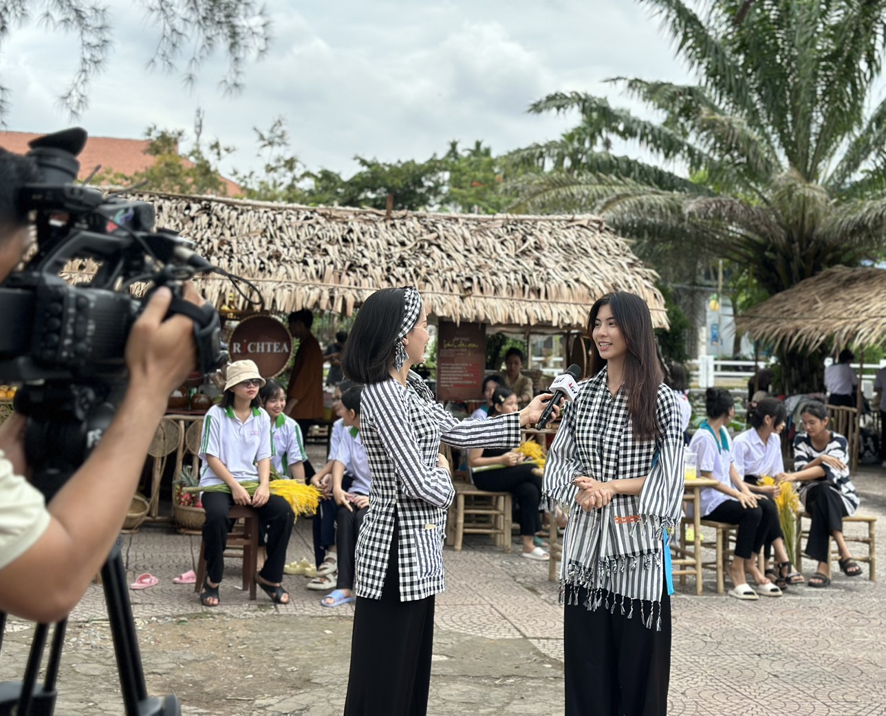 lễ hội áo bà ba hậu giang 