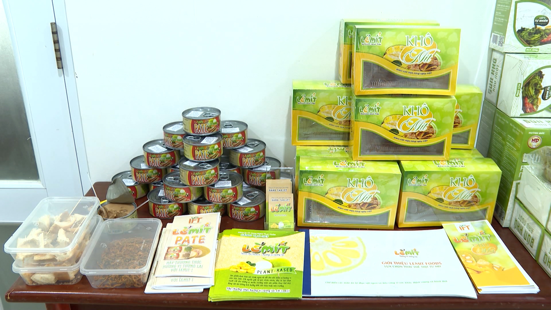 Sản phẩm pate mít và khô mít