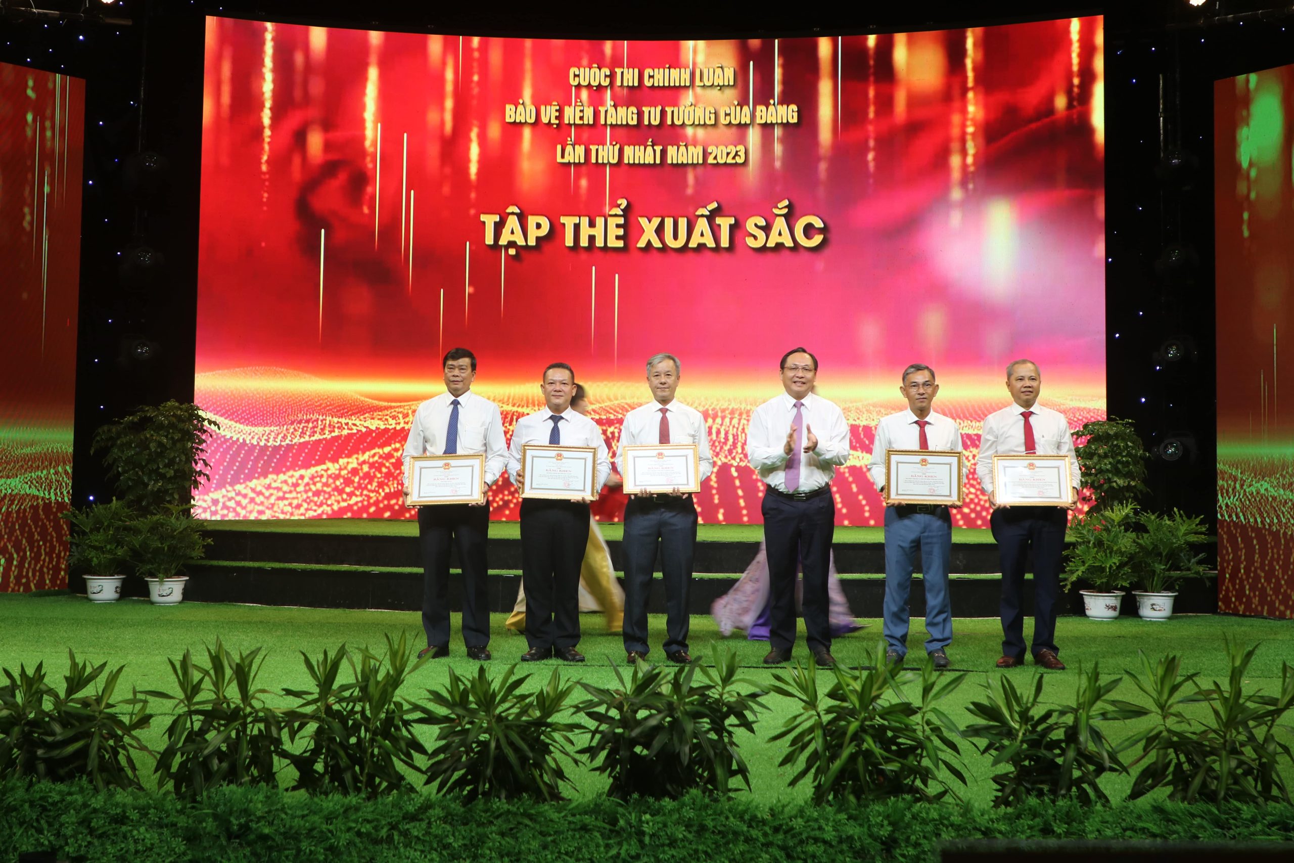 Trao giải Cuộc thi Chính luận bảo vệ nền tảng tư tưởng của Đảng lần I năm 2023