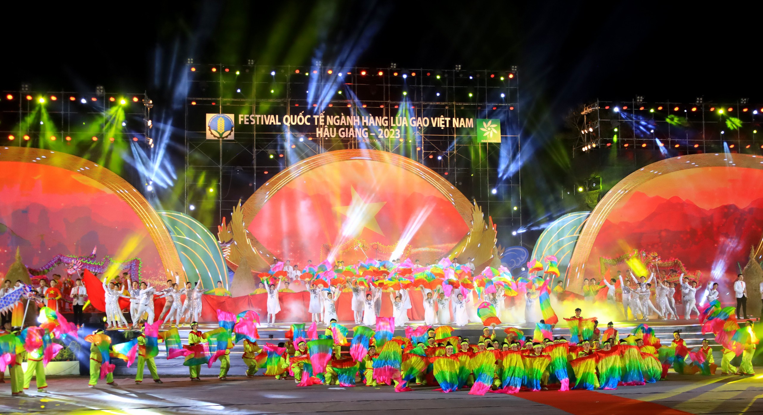 Khai mac Festival quoc te nganh hang lua gao Viet Nam 2023